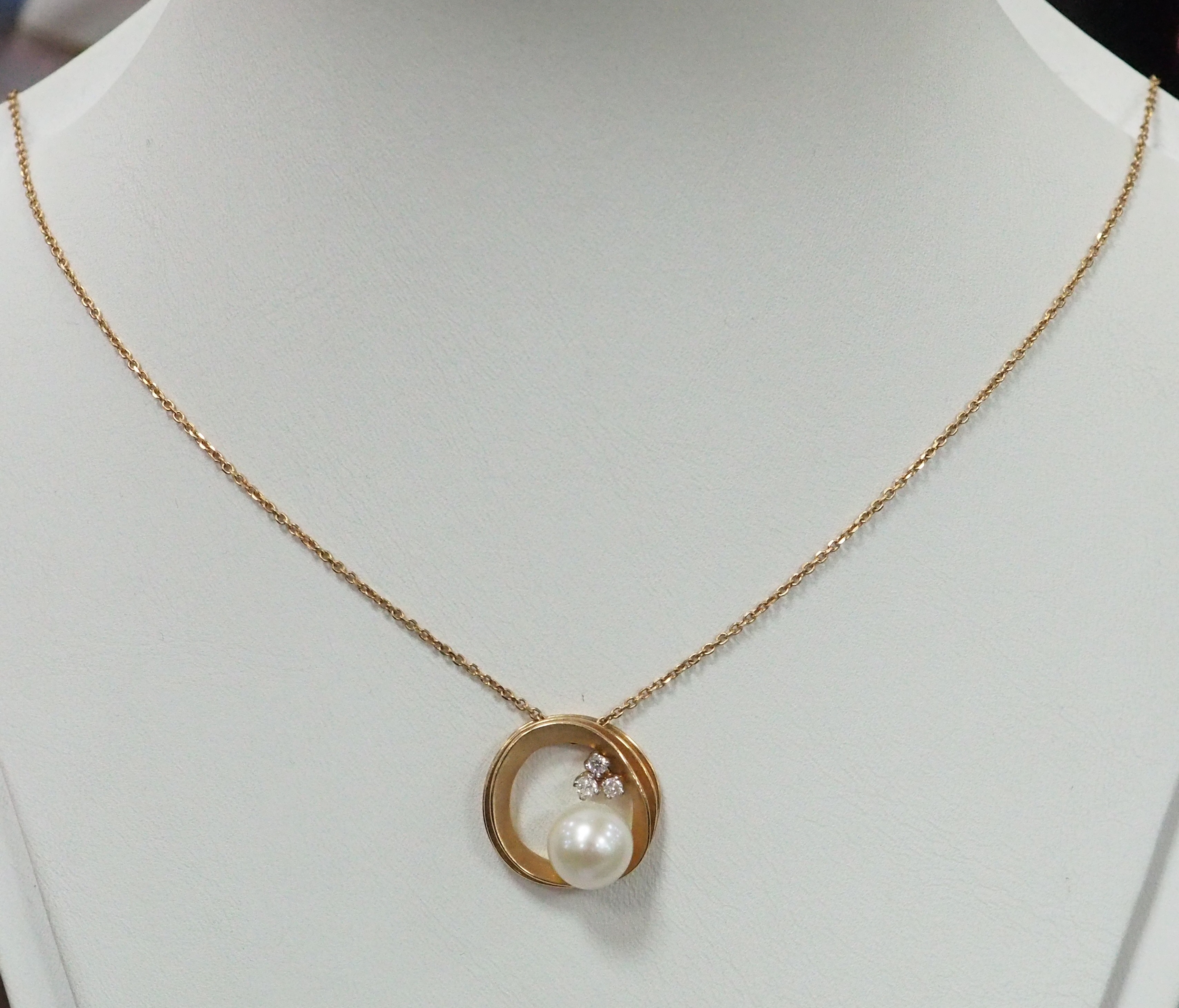 10712-000198 Колье (Au 585)